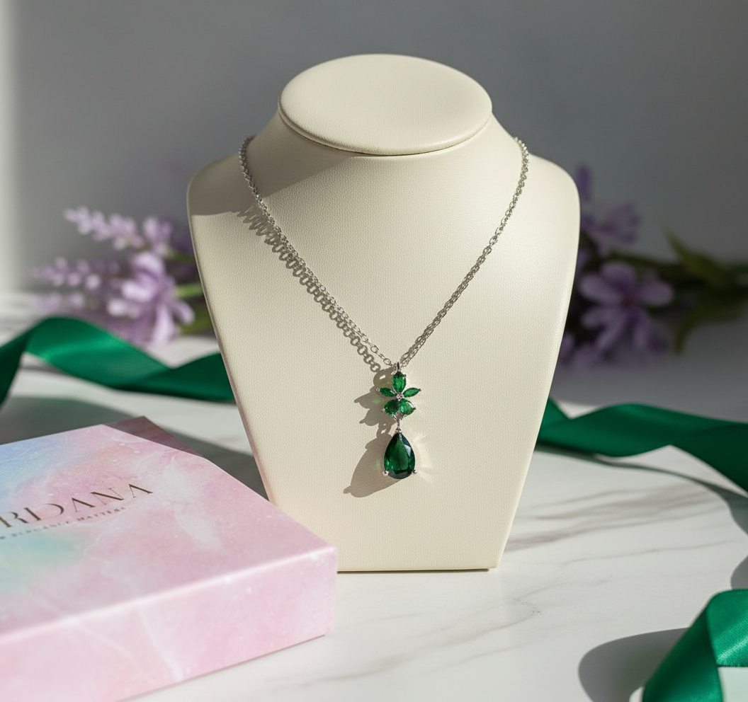 Green Flower Necklace