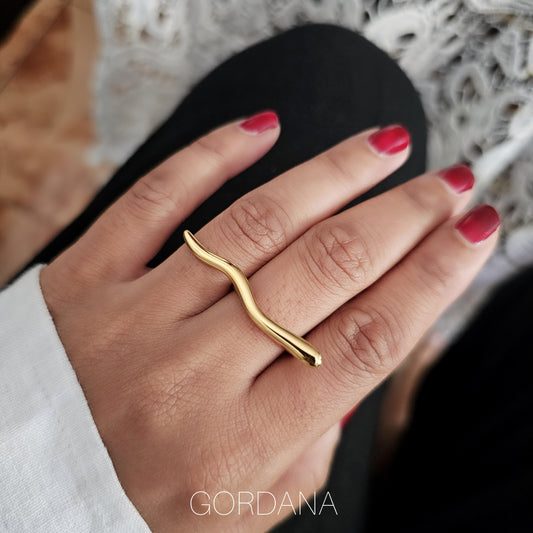 Twist of Gold Ring